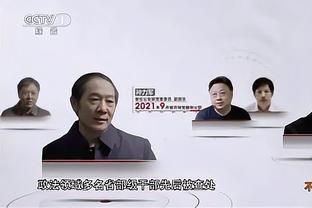 尤文官微：公开训练日小雨沥沥？️ 温暖瞬间捂热你我的心？